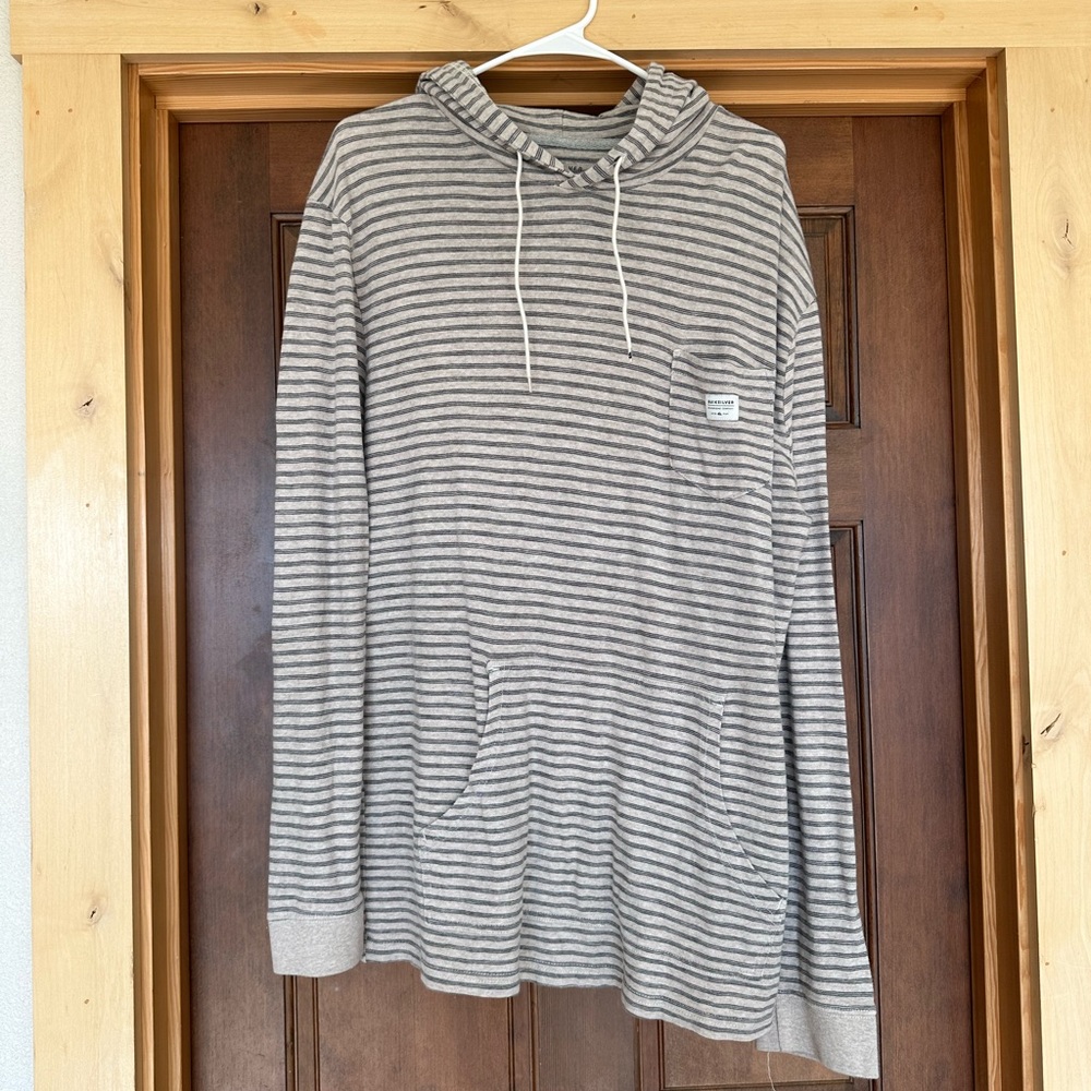 Quiksilver shirt